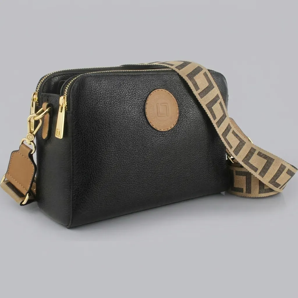 Bolsa de couro em destaque